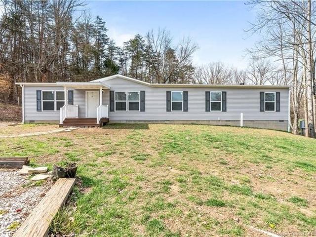 House for sale in Pekin, Indiana