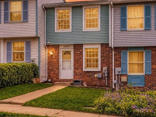 Townhouse for sale in Damascus, Maryland