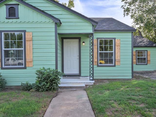 House for sale in Mineral Wells, Palo Pinto County