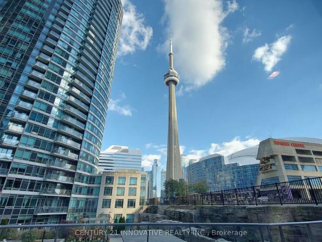 House for rent in Spadina—Fort York, Toronto