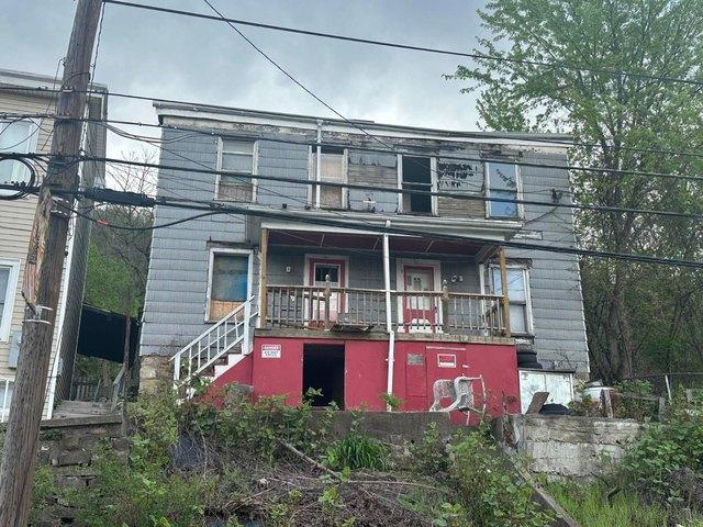 House for sale in Benwood, West Virginia