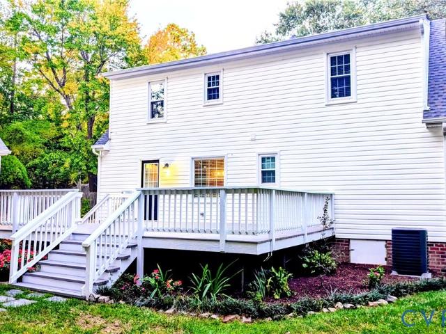 House for sale in Lake Crystal Farms, Richmond