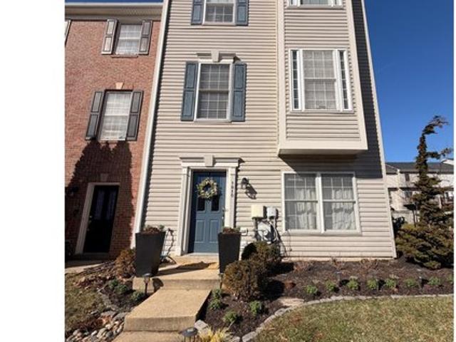 Townhouse for sale in Gambrills, Maryland