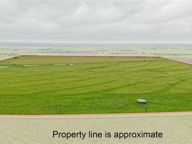 House for sale in Era, Texas