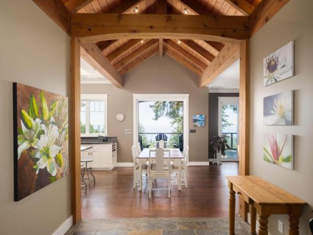 House for sale in Bowen Island, British Columbia