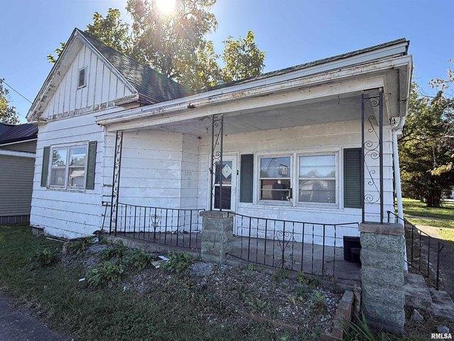 House for sale in Metropolis, Illinois