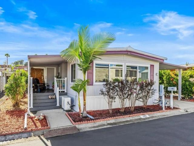 House for sale in Vista, California