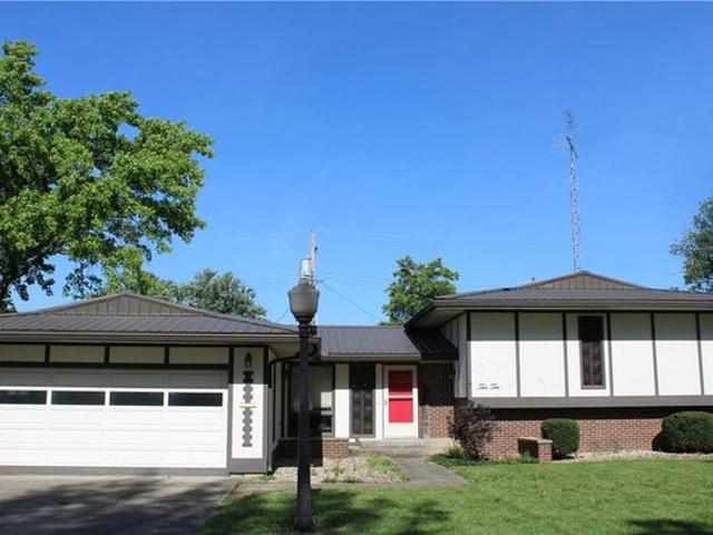House for sale in Shelbyville, Illinois