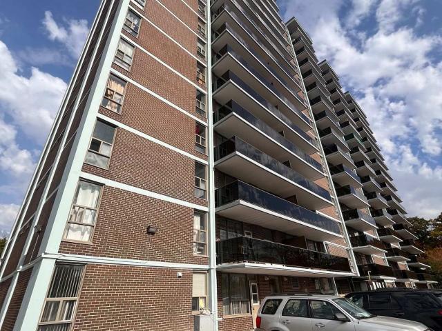 Apartment for sale in Woburn, Ontario