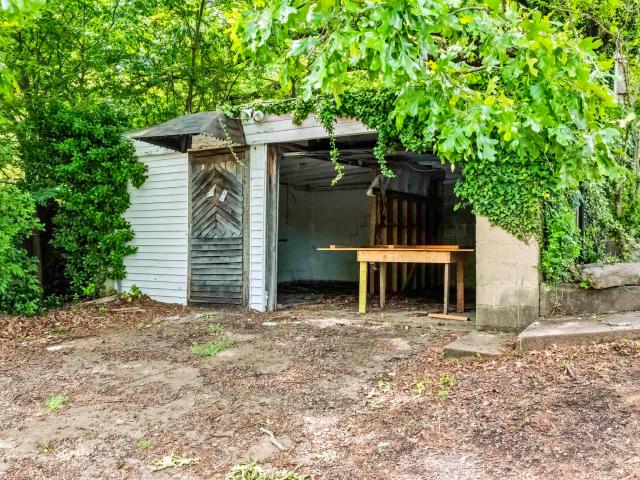 House for sale in Flat Rock, Alabama