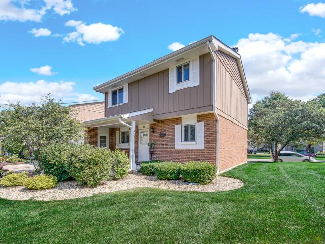 Townhouse for sale in Wheaton
