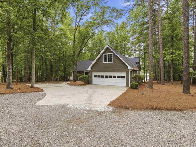 House for sale in White Plains, Georgia