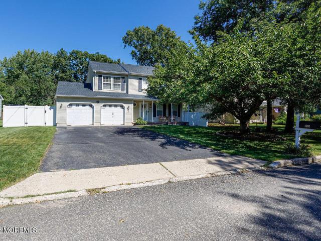 House for sale in Manahawkin, New Jersey