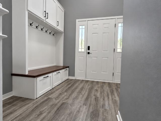 House for sale in Isanti, Isanti County