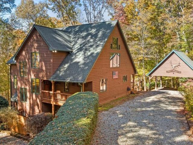 House for sale in Clarkesville, Georgia