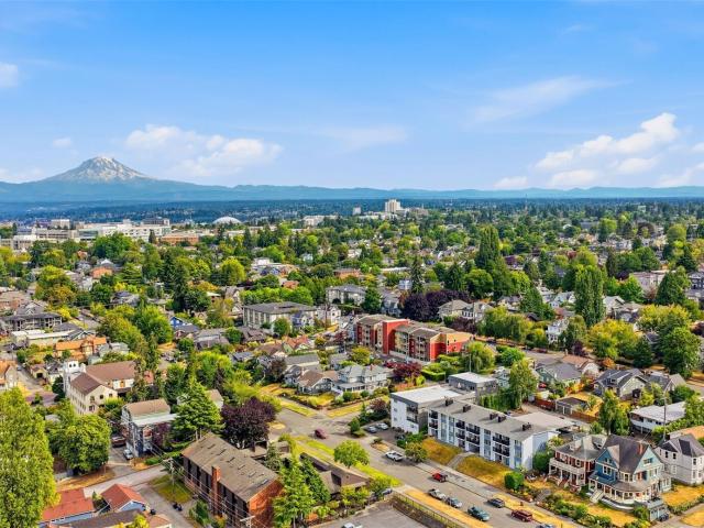 Condo for sale in Tacoma, Washington