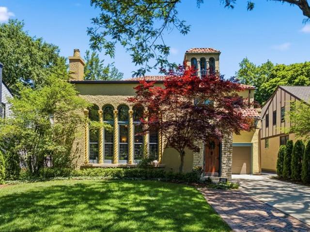 House for sale in Wilmette, Illinois