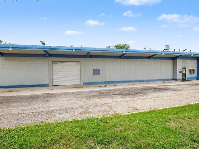 Commercial for sale in Mount Clemens, Michigan