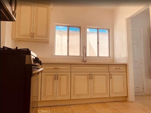 Property for rent in Canoga Park, California