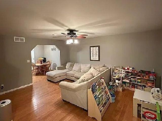 House for sale in Ottawa, Illinois