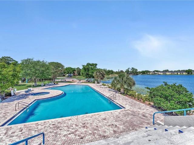 Townhouse for sale in Maitland, Florida
