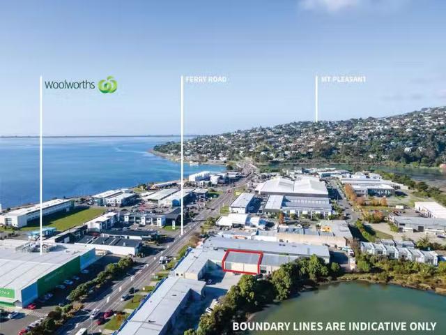 House for sale in Chaslands, Canterbury