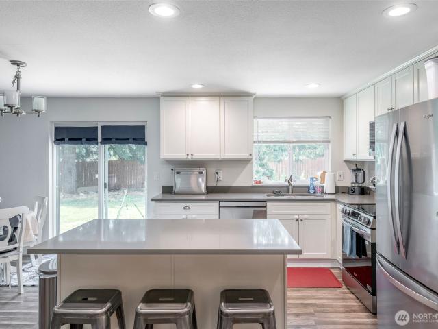 House for sale in Thurston, Washington