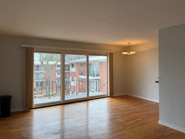 Condo for sale in Wilmette, Illinois