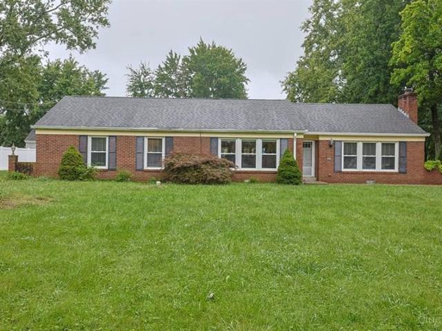 House for sale in Kensington Heights, Blue Ash