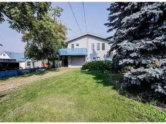 House for sale in Peace River, Alberta