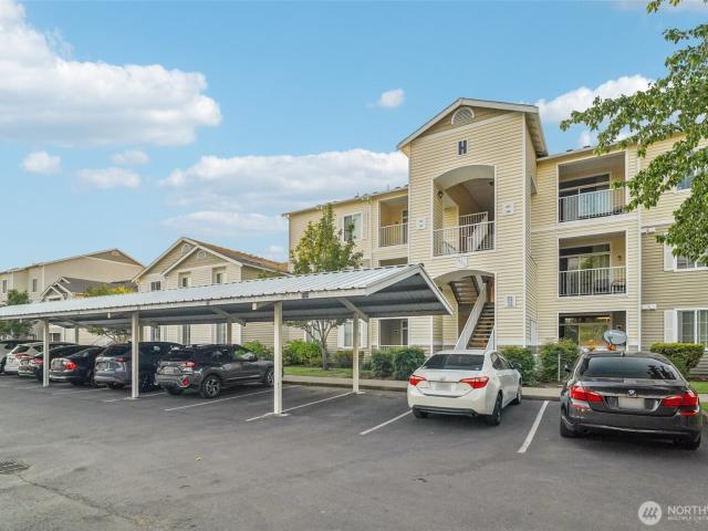 Condo for sale in Washington