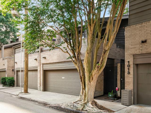 Townhouse for sale in Houston Townhouse for sale in Houston