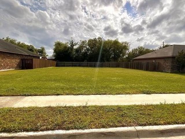 Land for sale in Bee, Texas