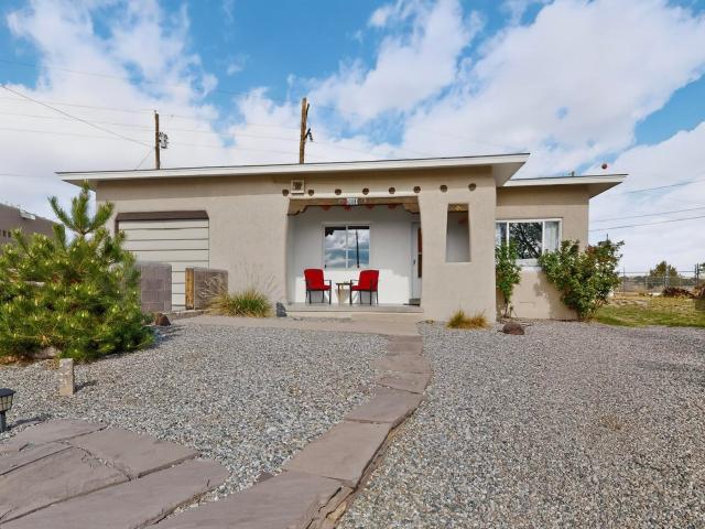 House for sale in Espanola, Rio Arriba County