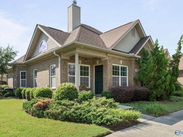 Townhouse for sale in Huntsville, Alabama