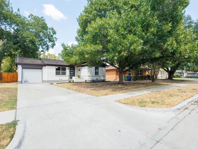 House for sale in Carrollton, Texas