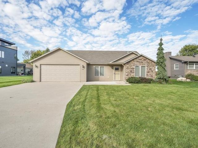 House for sale in Okoboji, Dickinson County