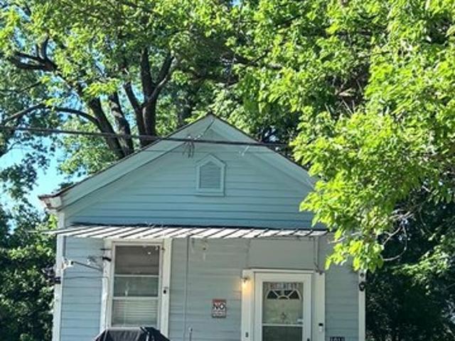 House for sale in Walnut Hills, Roselawn
