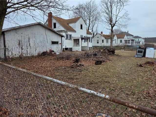 House for sale in Newell, West Virginia