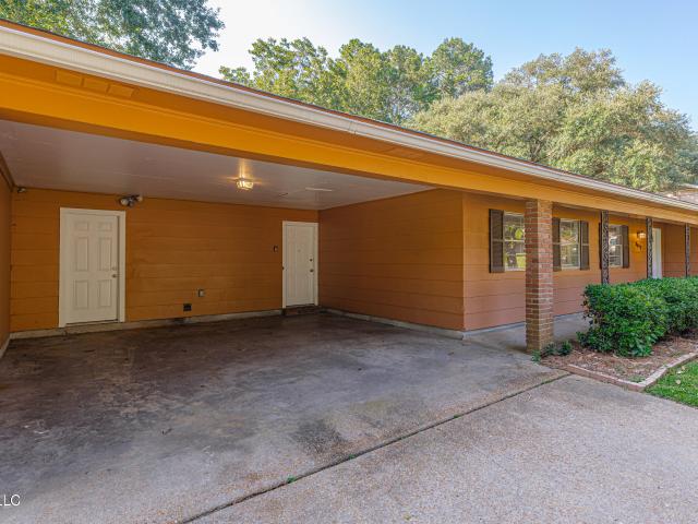 House for sale in Breckenridge, Clinton
