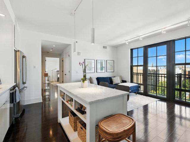 Condo for sale in Washington, Washington DC