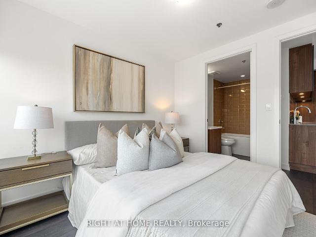 Condo for sale in Woburn, Ontario