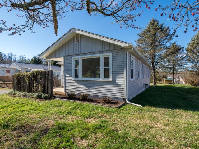 House for sale in East Side, Elizabethton