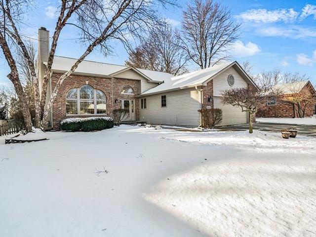 House for sale in Shorewood, Illinois