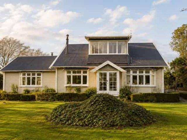 House for rent in Irwell, Canterbury