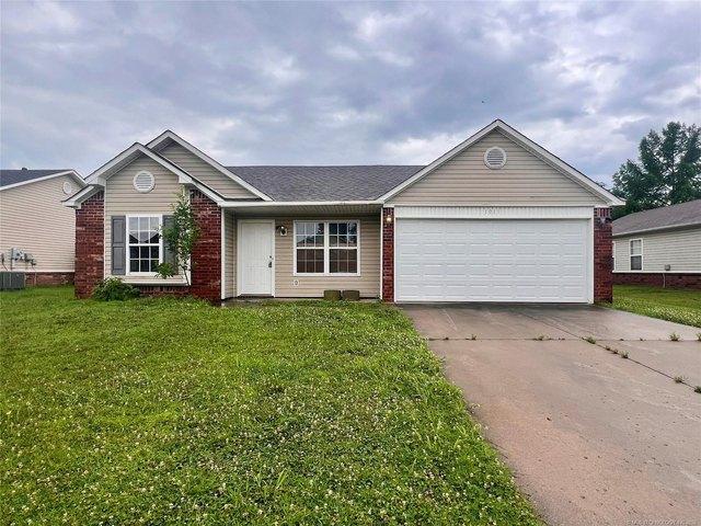 House for sale in Rogers, Oklahoma