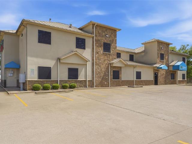 Commercial for sale in Kaufman, Texas