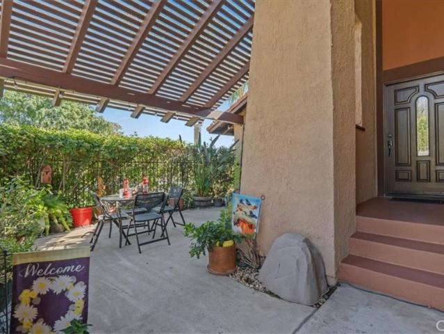 House for sale in Alta Loma, Alta