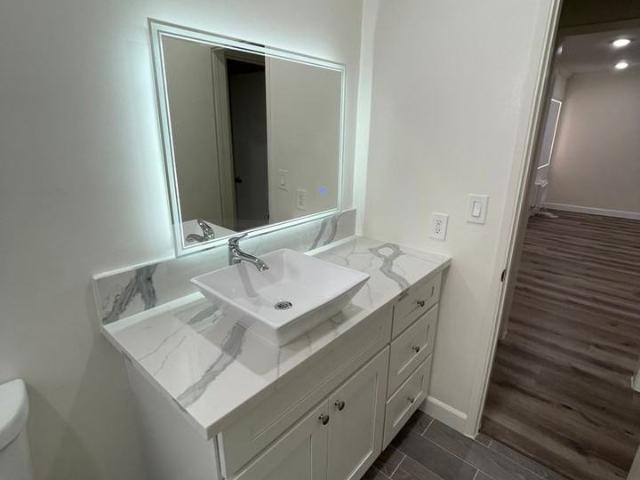Apartment for rent in Canoga Park, California