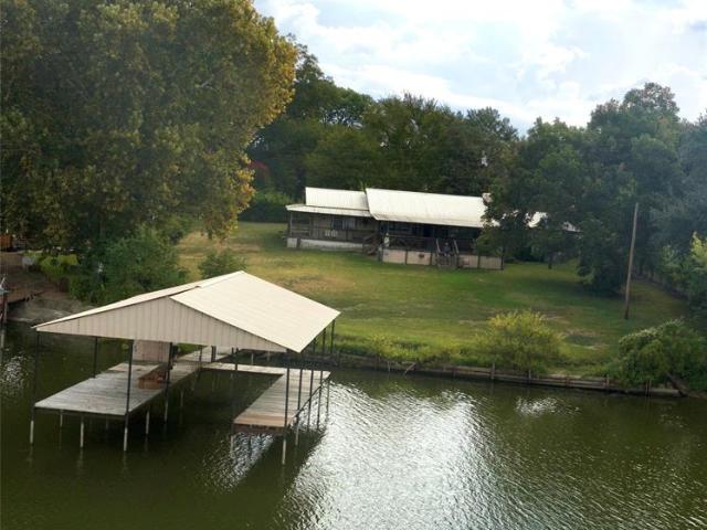 House for sale in Wills Point, Hunt County